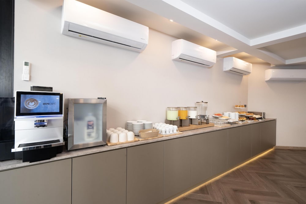 SureStay Plus by Best Western Ramkhamhaeng Airport Rail Link Bangkok 7/38