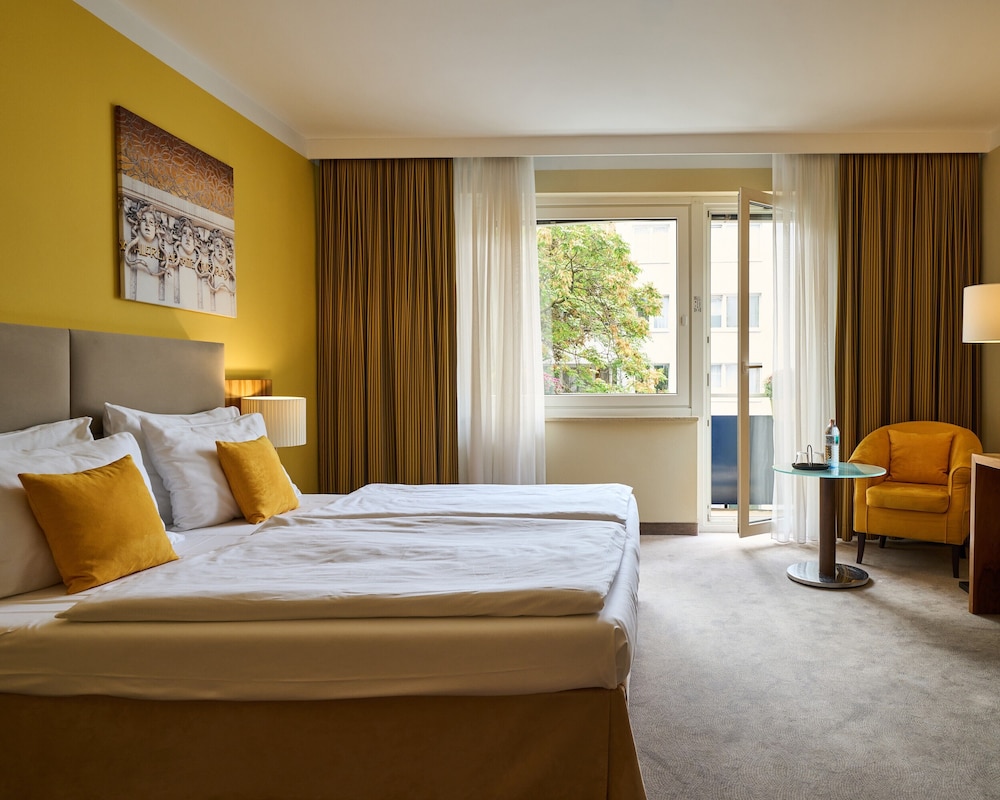 غرفة ديلوكس بسرير مزدوج بشرفة، Henriette Stadthotel 3/10