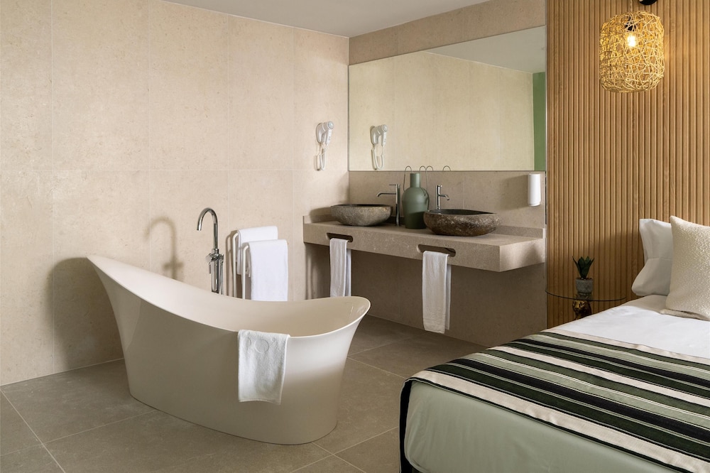 Marsenses Natura Olea Hotel 60/62