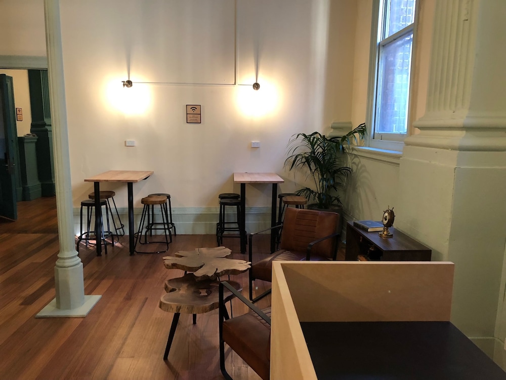 Roamer St Kilda 26/38