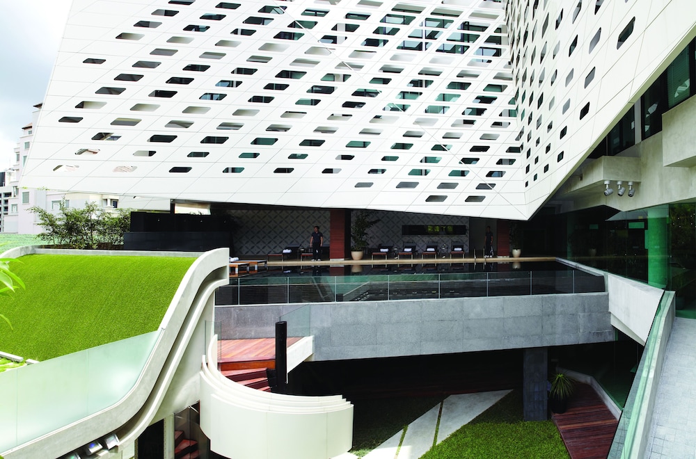Lit Bangkok Hotel 97/107