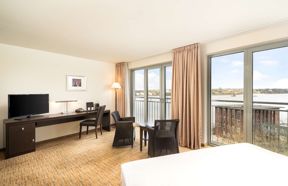 elaya hotel hamburg finkenwerder, ehem. The Rilano Hamburg 43/63