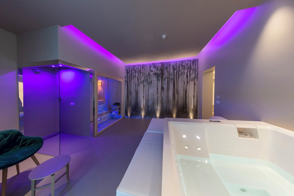 Smart Hotel - Naples Harbour 37/71
