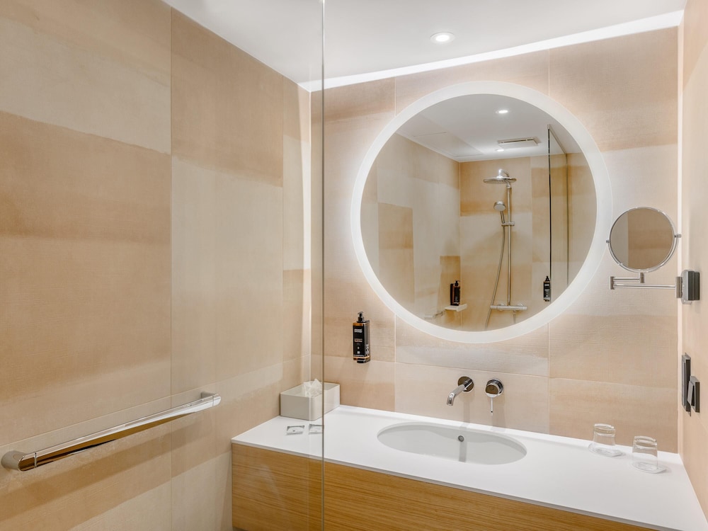 Mercure Debrecen Hungary 47/49
