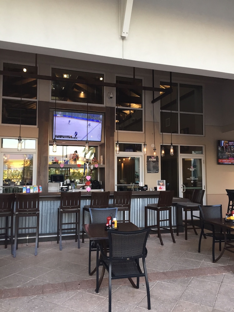 TownePlace Suites Orlando at Flamingo Crossings Town Center/Western Entrance 53/69