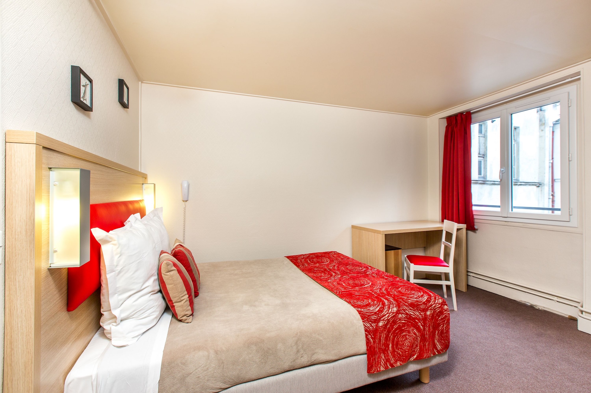 SUPERIOR, DOUBLE BED