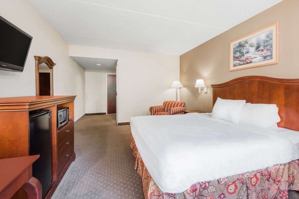 Ramada By Wyndham Harrisburg/Hershey Area 16/59