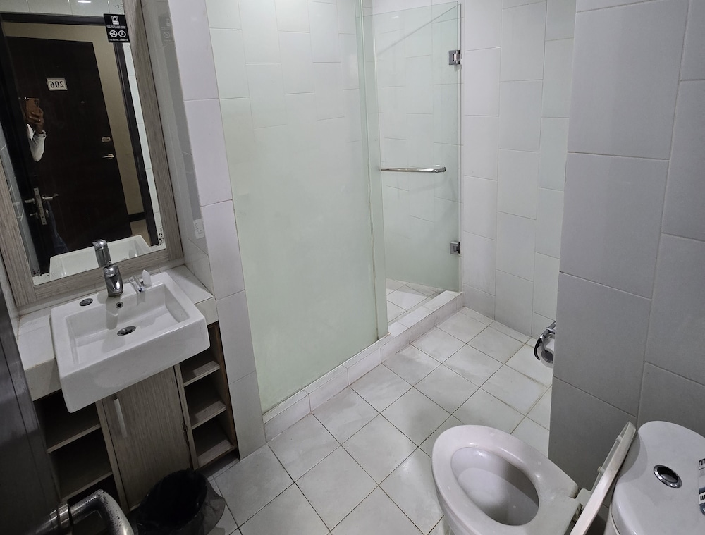 N3 Hotel Zainul Arifin 34/37