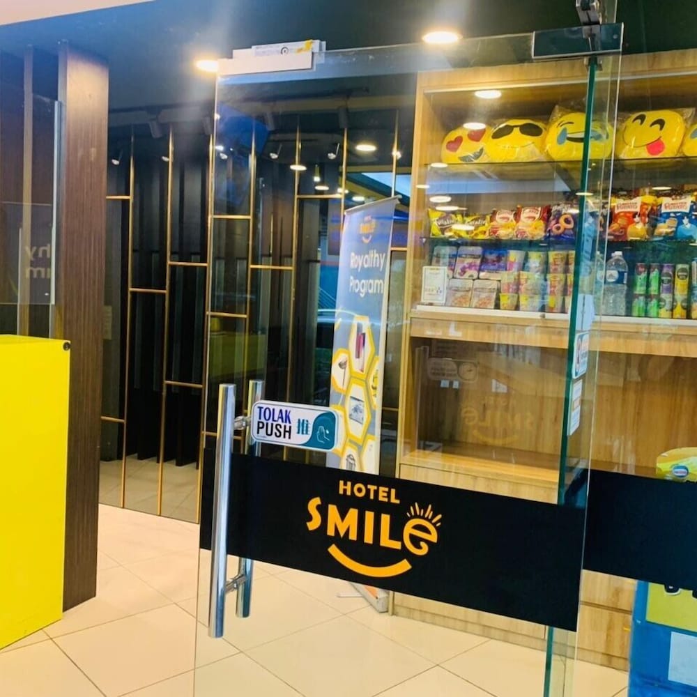 Smile Hotel Selayang Point 28/36