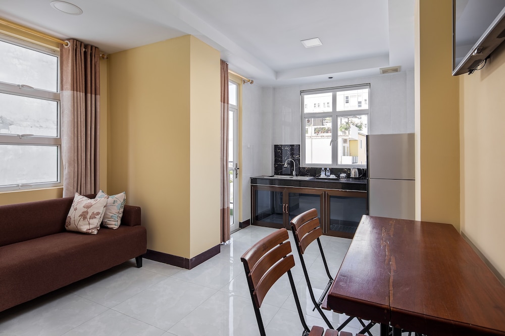 Botum Palace Hotel 49/57