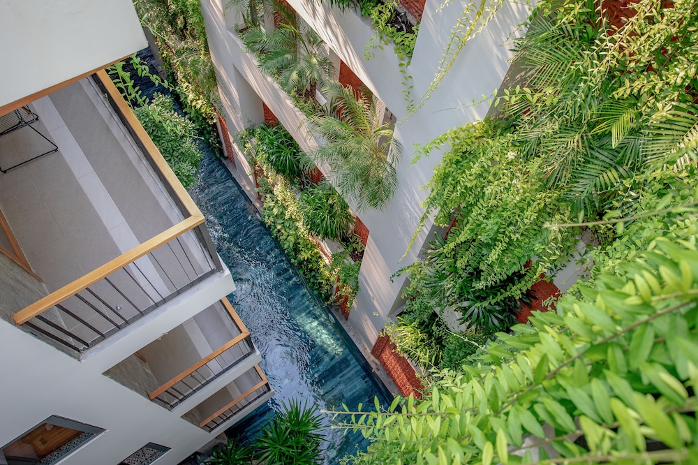 Ponte Boutique Villa 53/63