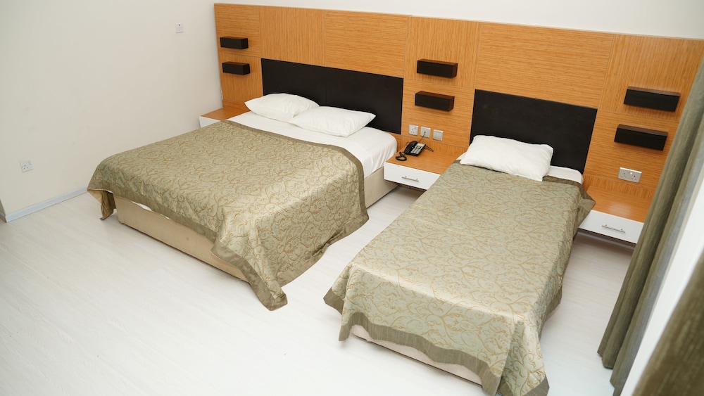 Sempati Hotel 16/44