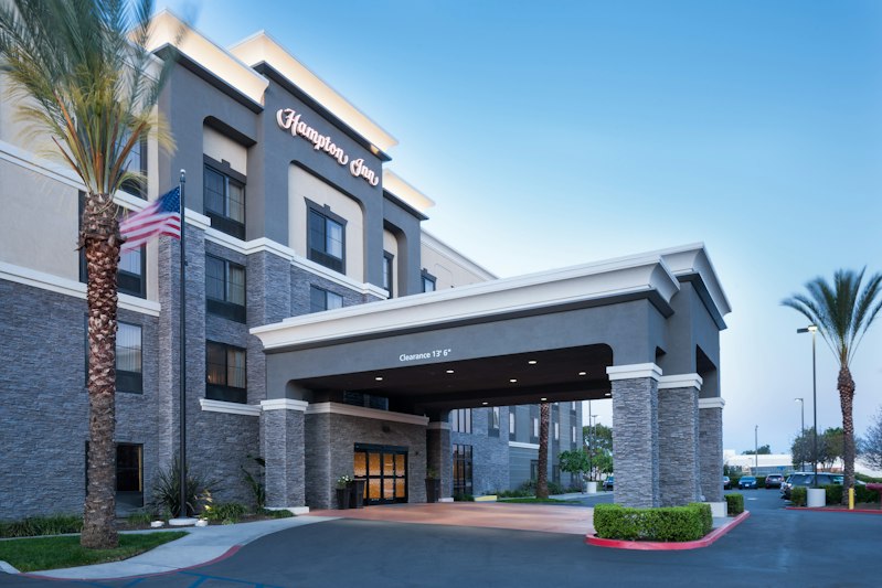 Hampton Inn Los Angeles-Orange County-Cypress 38/40
