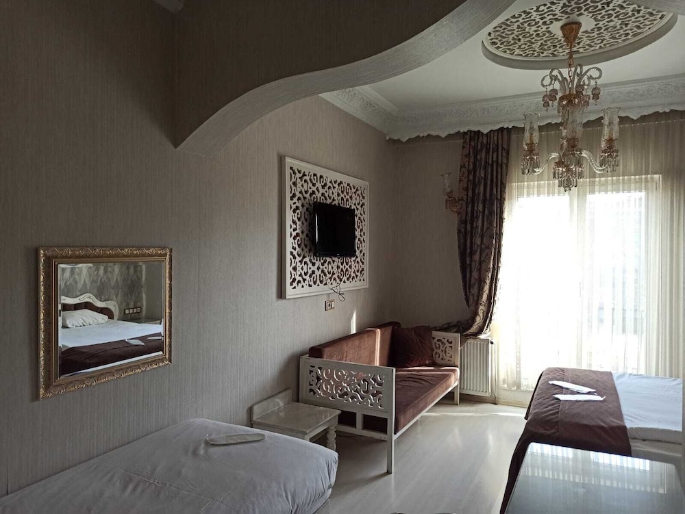 Azade Butik Otel 20/34
