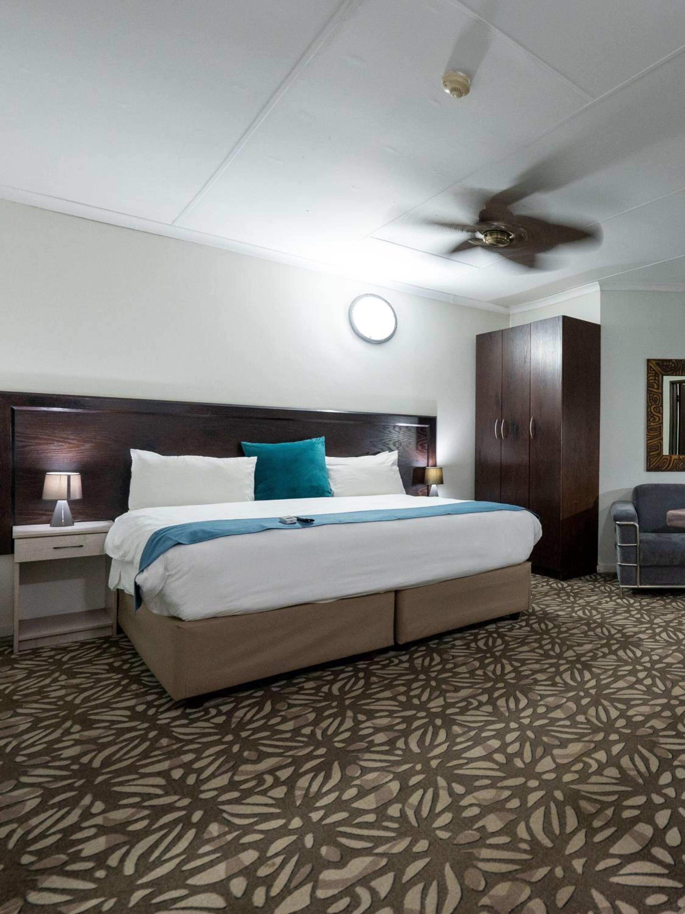 One Bedroom Apartment