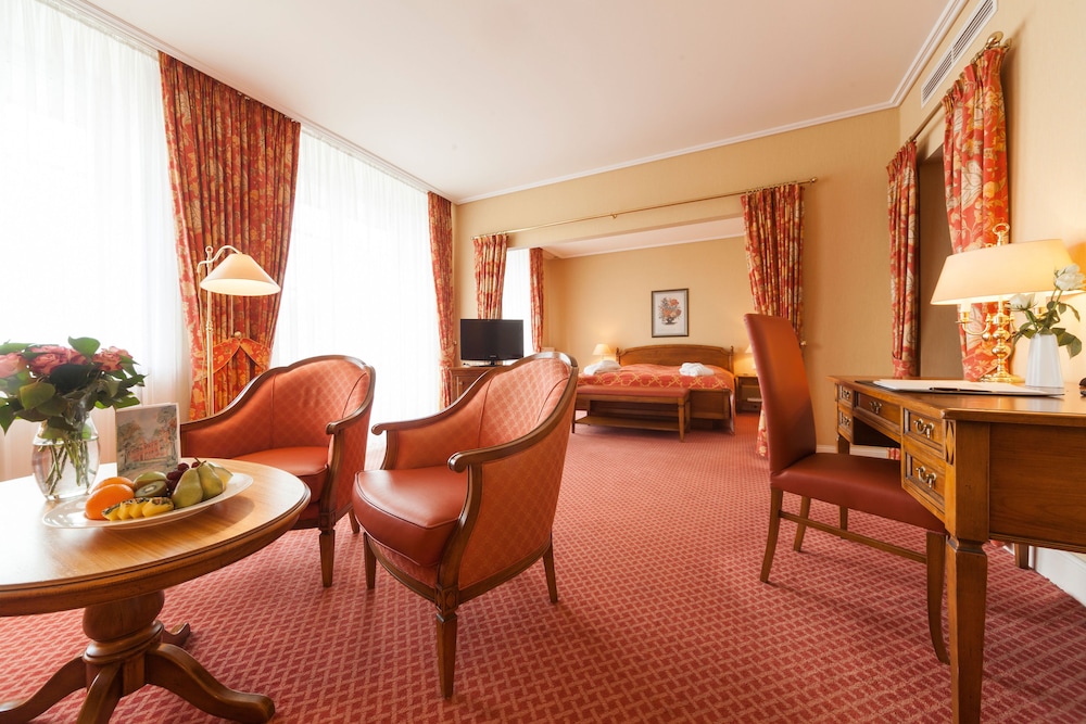 Geniesser Hotel Altes Gymnasium 21/50
