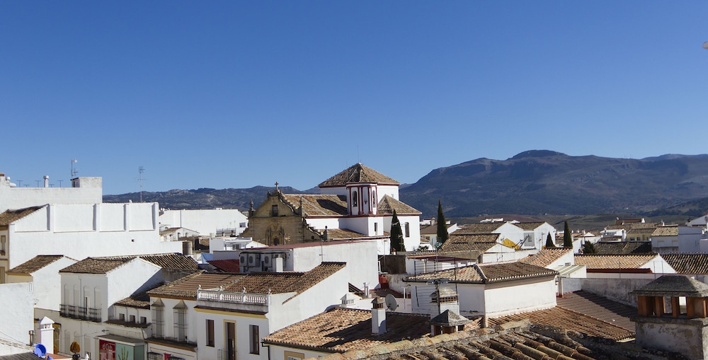 Hotel El Tajo and Spa 60/65