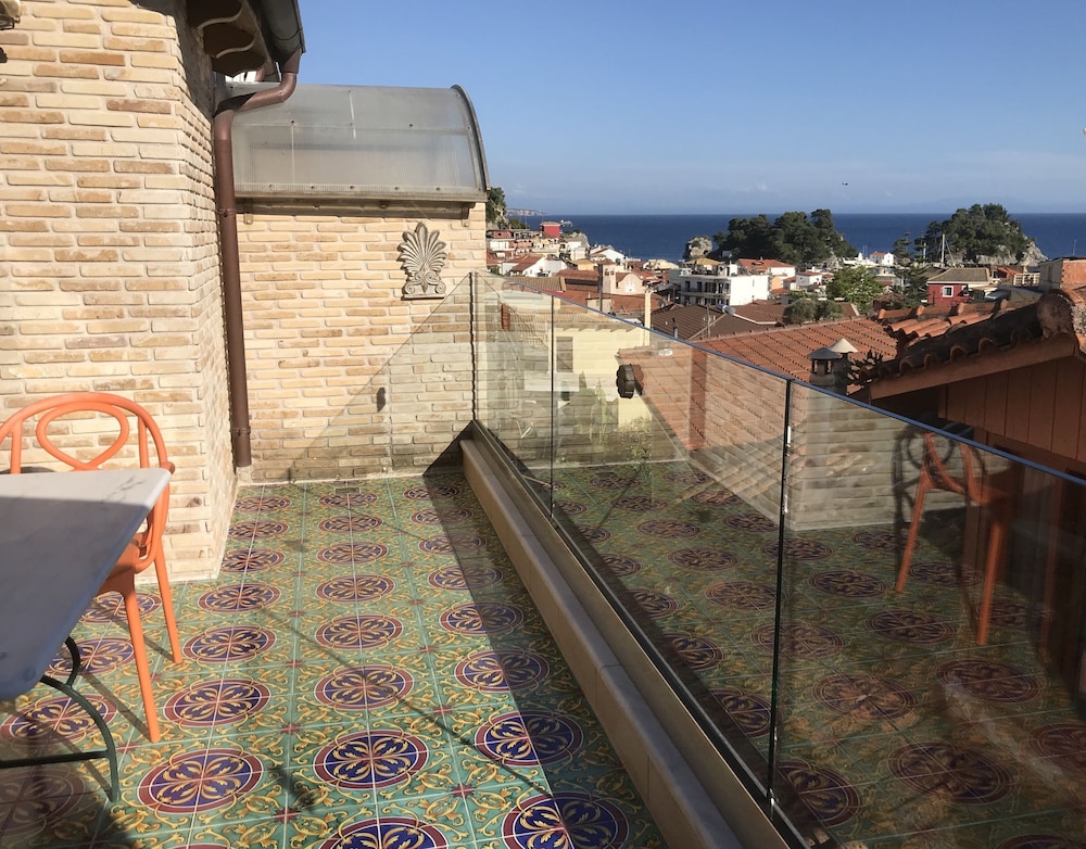 Leda Suites 45/50
