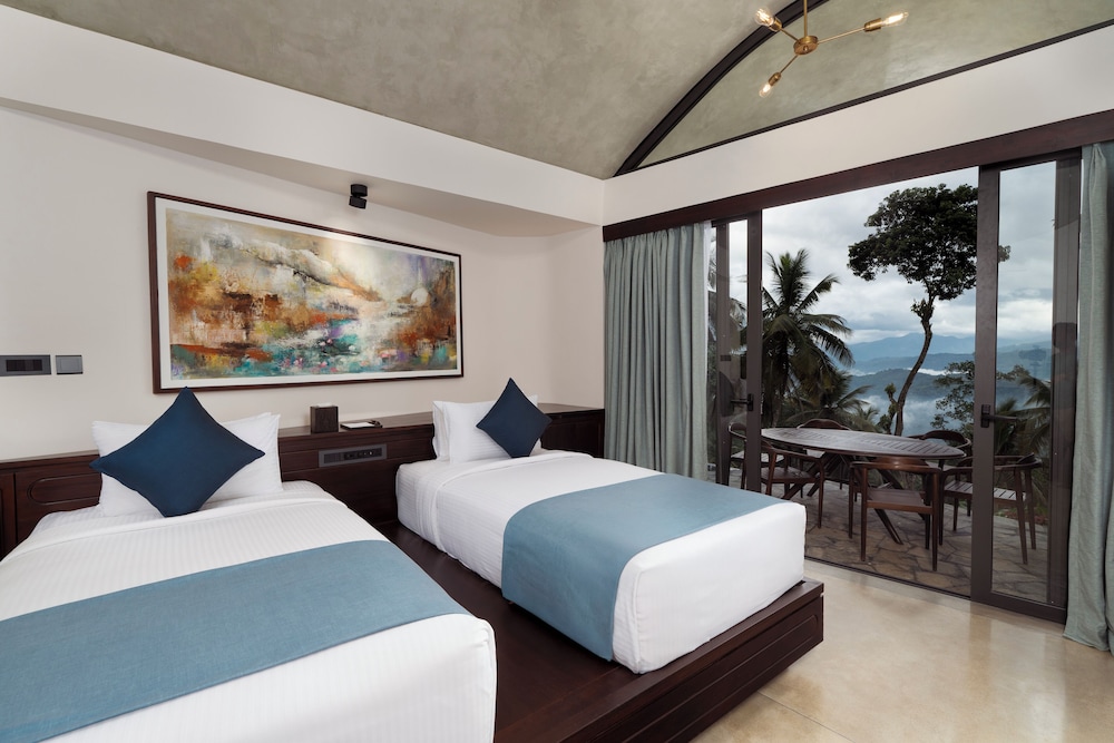 Sol, Sanctuary, Villa, 1 King and 2 Double Beds