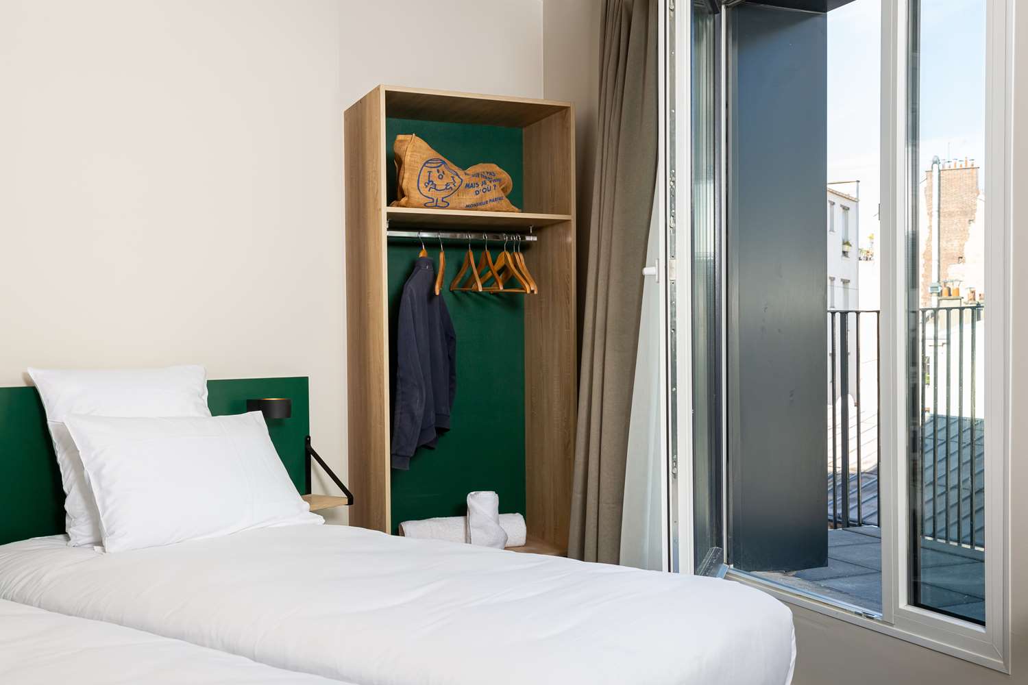 Best Western 11BAUER Paris Saint-Ouen 7/14