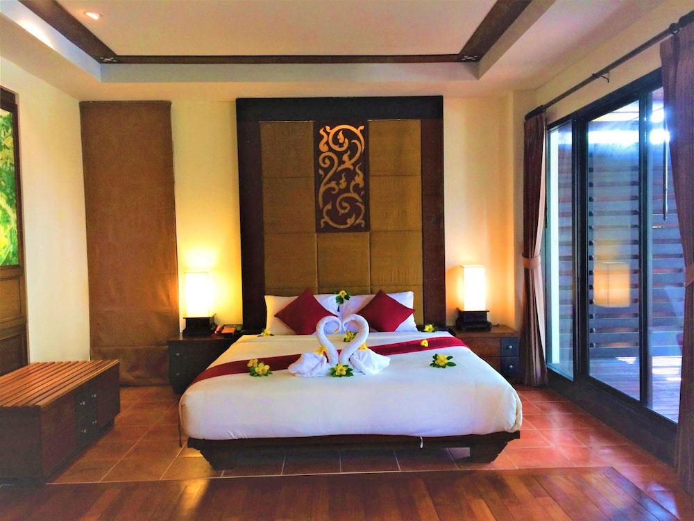 Chang Buri Resort And Spa 18/46