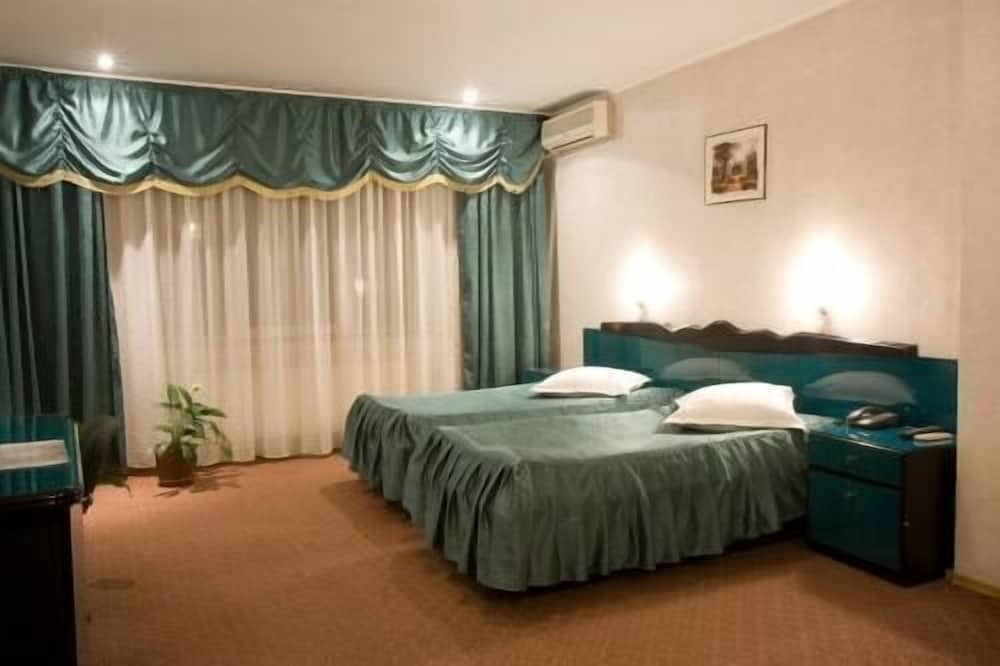 Dalin Hotel 8/21