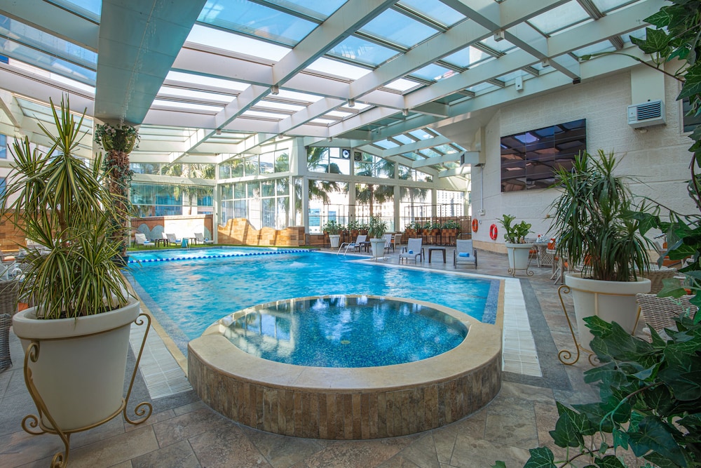Bristol Hotel Amman 49/50