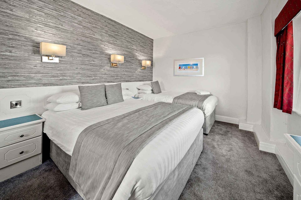 The Cliffs Hotel Blackpool 23/74