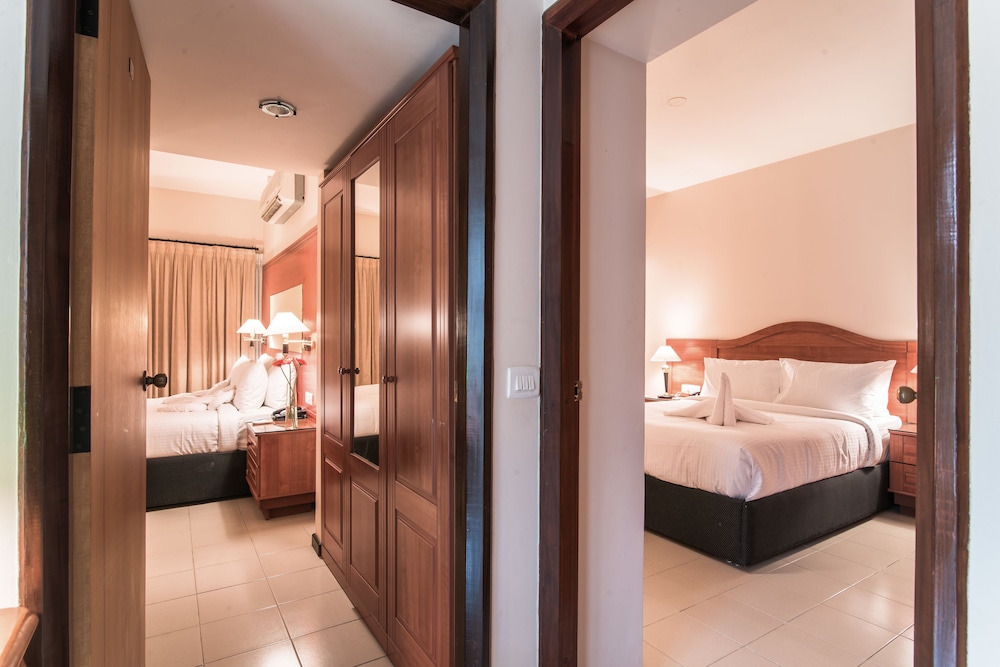 Halcyon Hotel Residences 14/55
