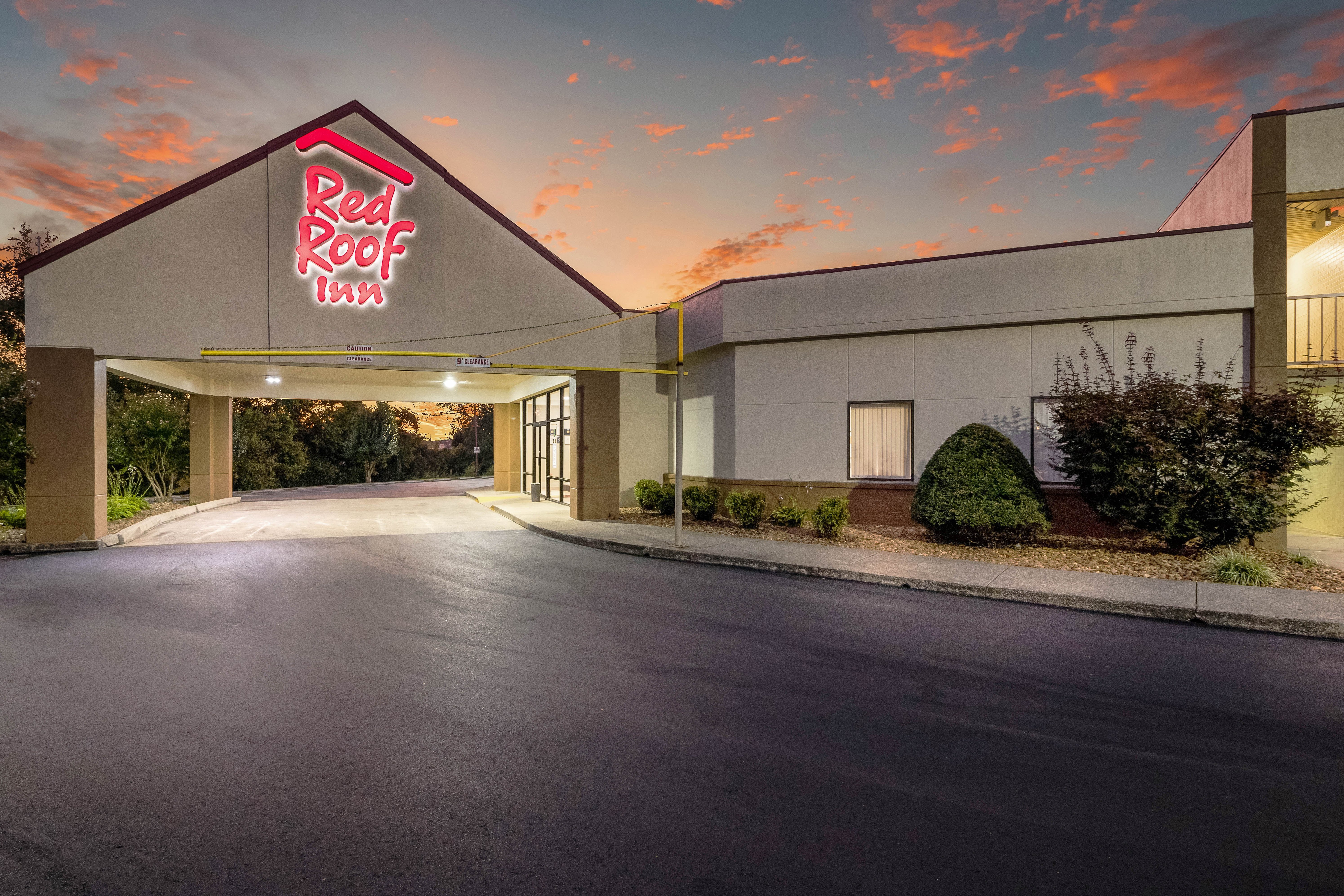Red Roof Inn Clarksville 21/21