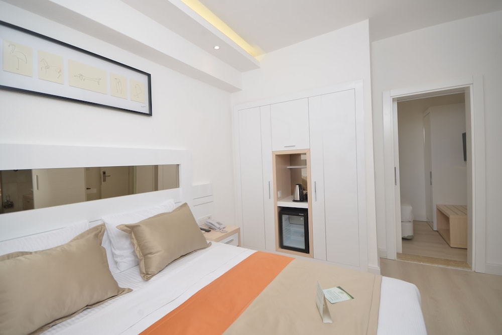 DOCS HOTEL KEMER 13/58