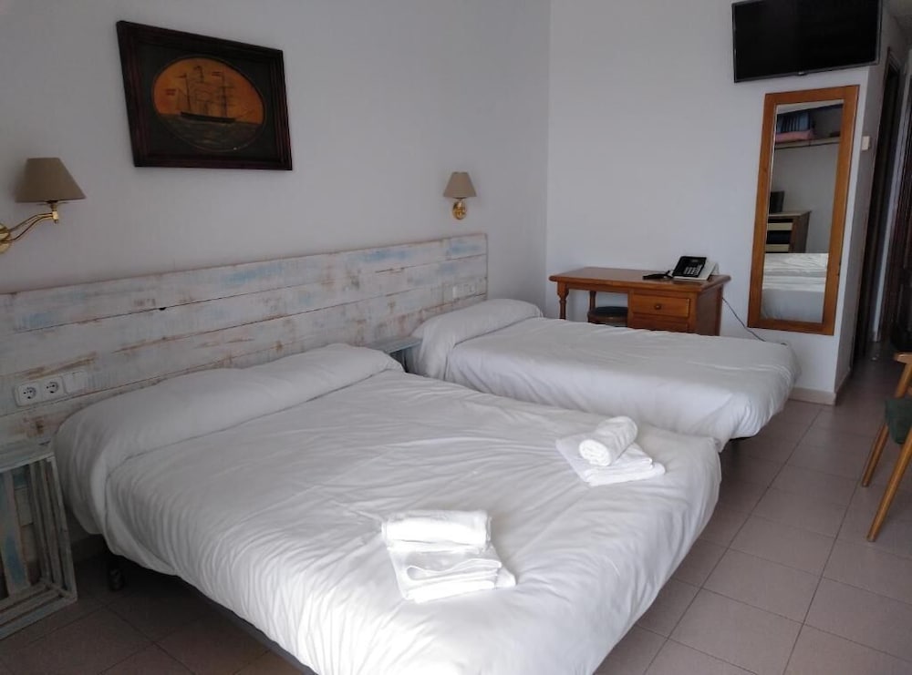 Hotel Corisco 9/50