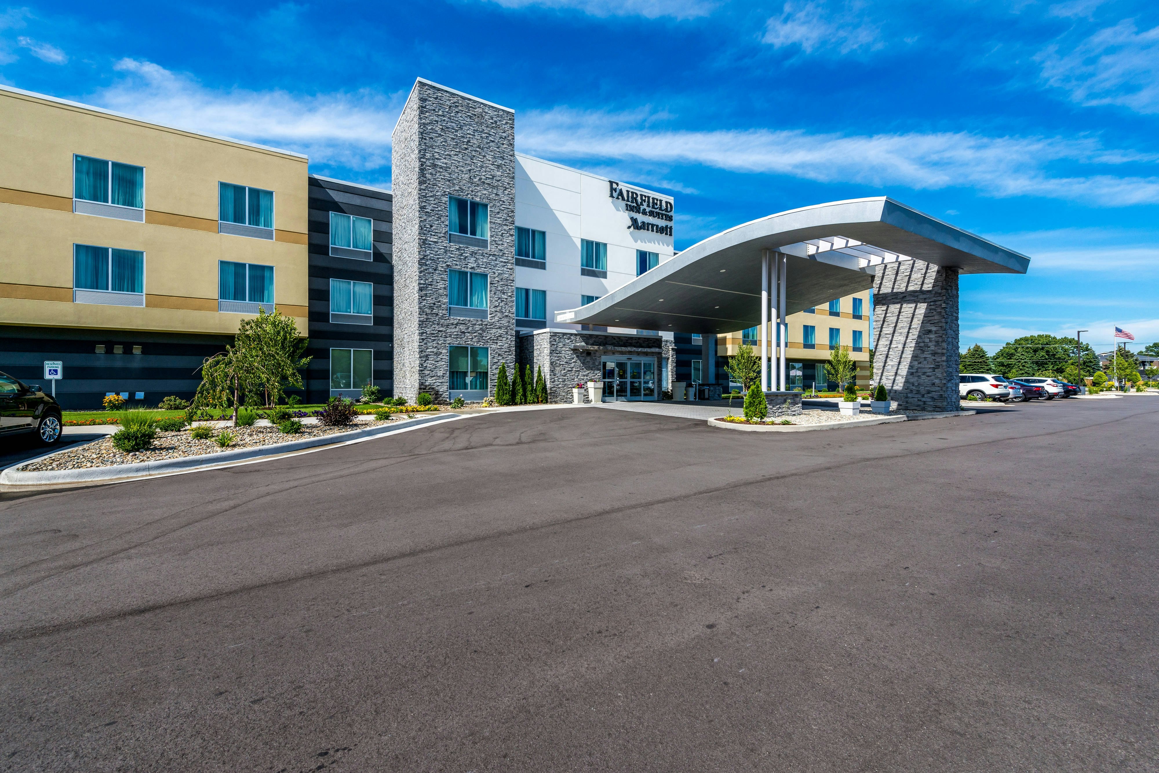 Fairfield Inn Suites By Marriott St Joseph Stevensville 16/18