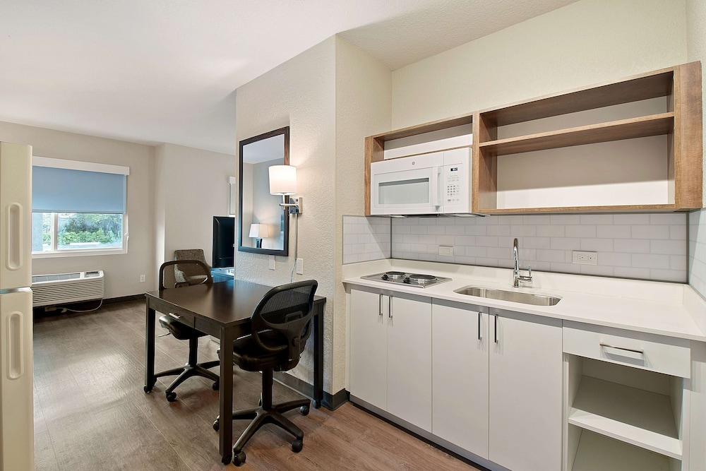 Extended Stay America Premier Suites - Fort Lauderdale - Cypress Creek - Park North 45/59