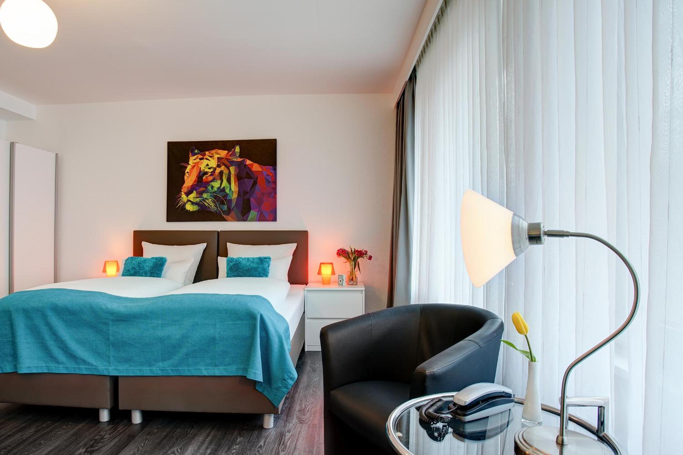 غرفة ثلاثية، Centro Hotel Atlanta 6/10