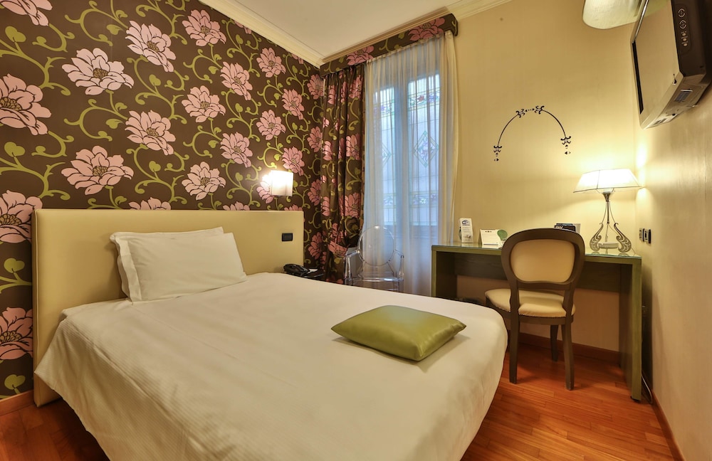 Best Western Plus Hotel Genova 10/43