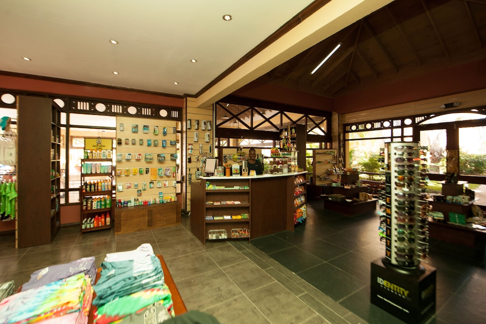 Jewel Paradise Cove Beach Resort and Spa All Inclusive - Adults Only 8/50