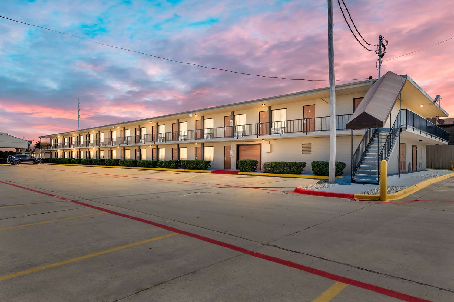 Econo Lodge Texarkana I-30 26/32