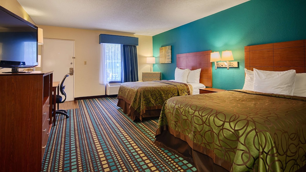 Best Western Tallahassee-Downtown Inn & Suites 16/28