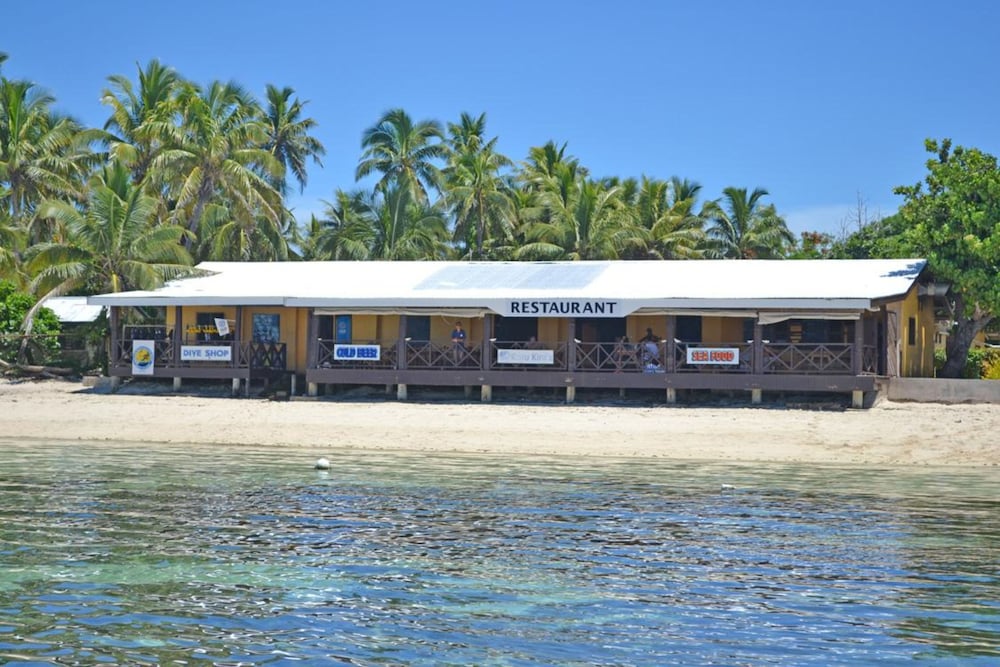 Ratu Kini Backpackers & Dive Resort 56/67