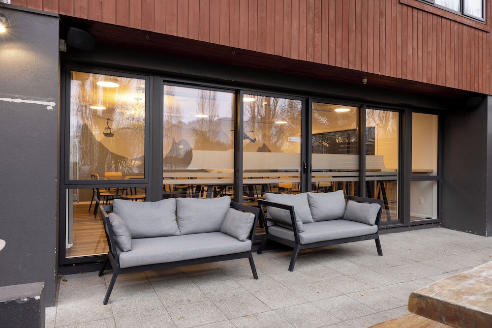 Haka House Queenstown Lakefront 31/50