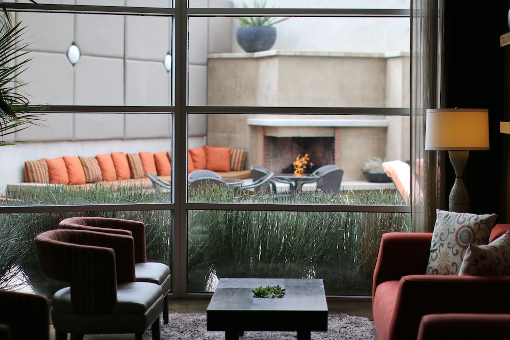 Angeleno Hotel 14/61
