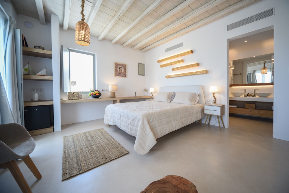 Myconian Crown Suites 10/51