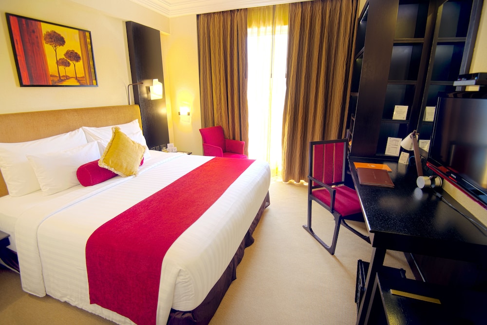 Sterlings Mac Hotel 13/34
