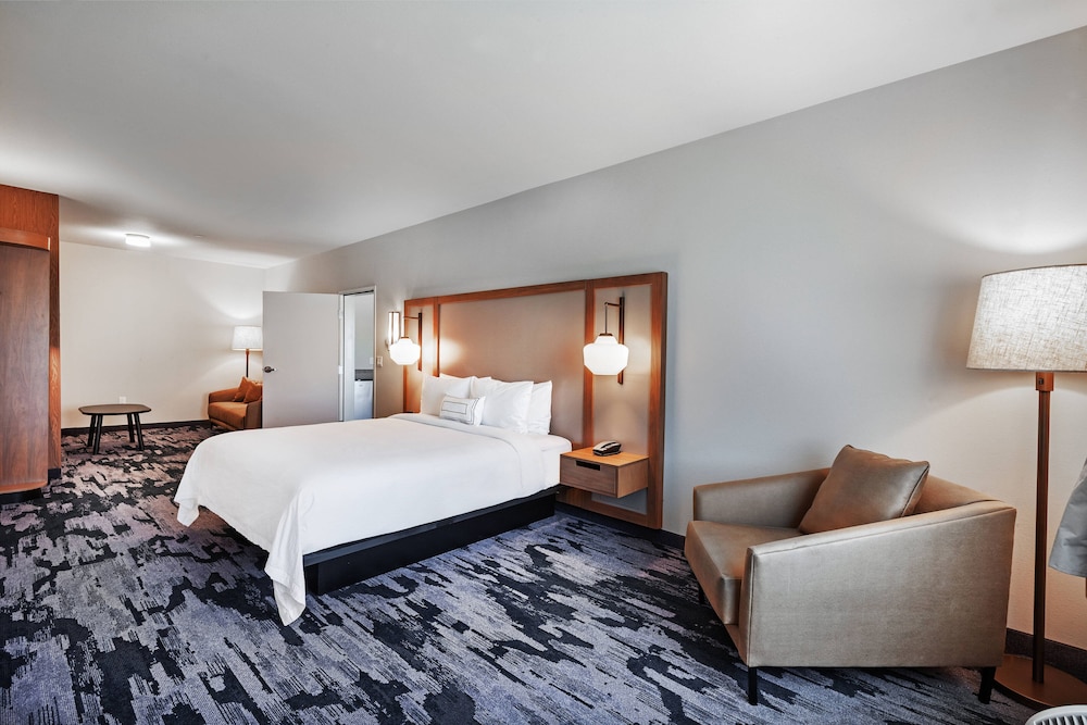 Fairfield Inn & Suites By Marriott Tulsa Catoosa 11/40
