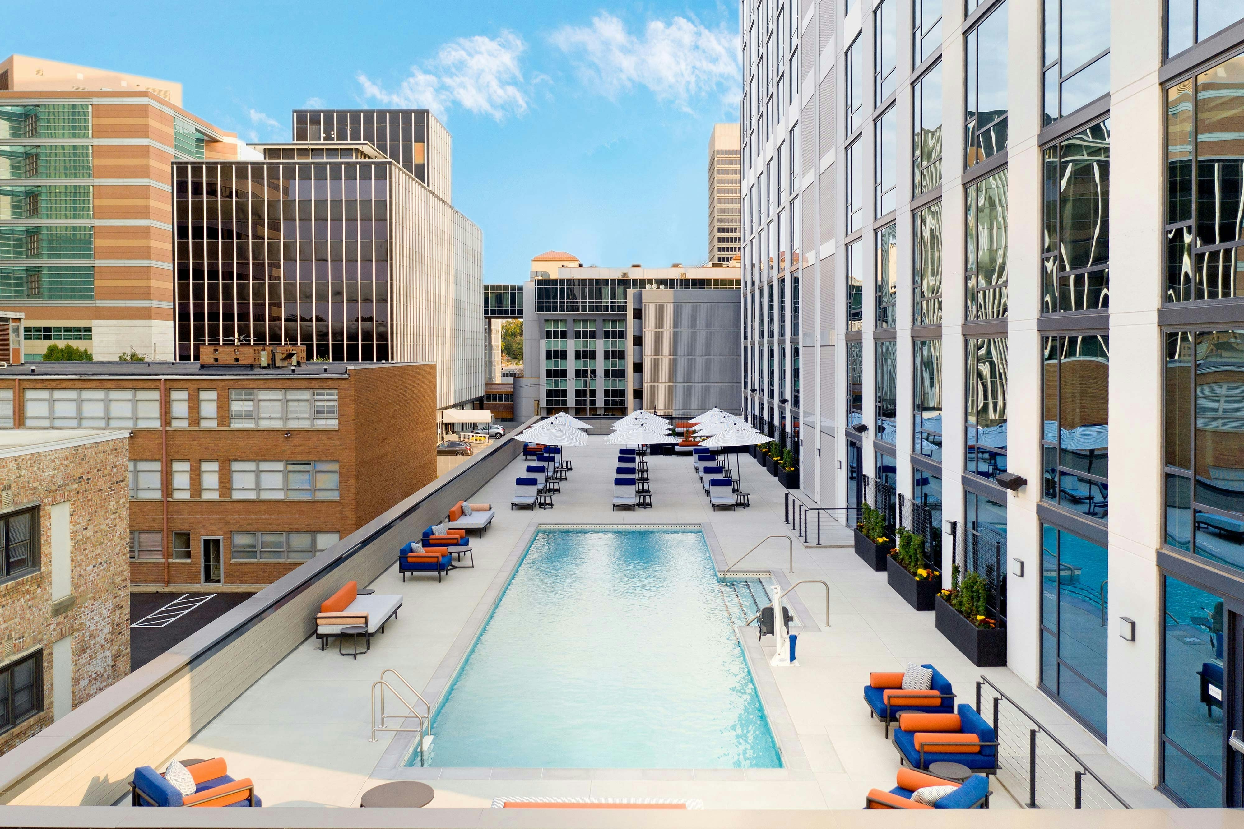 Le Meridien St. Louis Clayton (ex Sheraton Clayton Plaza Hotel) 36/36