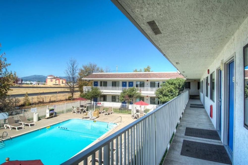 Motel6 Redding, CA - North in REDDING - CA