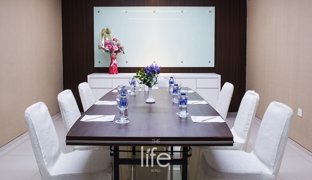 The Life Hotels 19/26