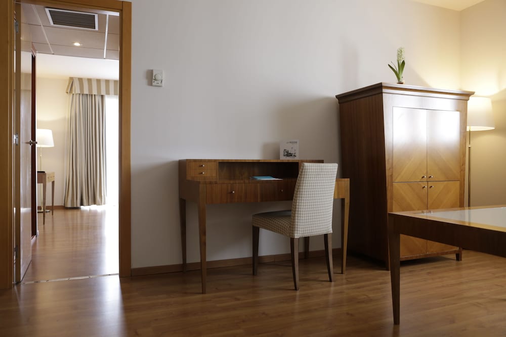 Mediterraneo Ex Vincci 58/70