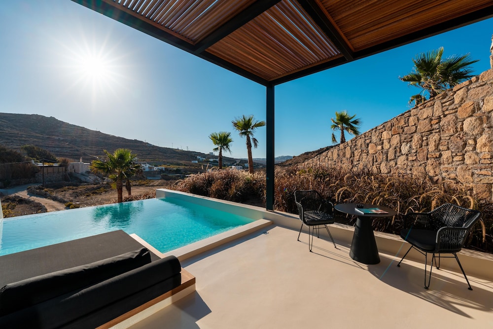 Ftelia Black Villas 27/50
